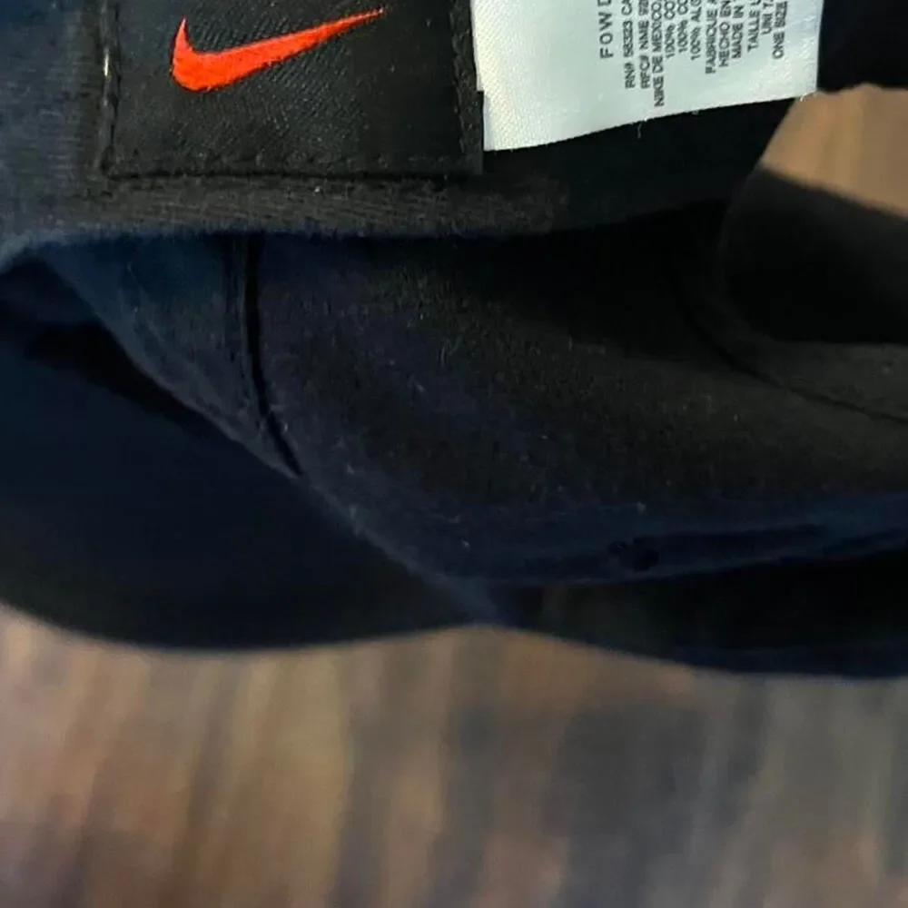 Nike Men's Black Hat